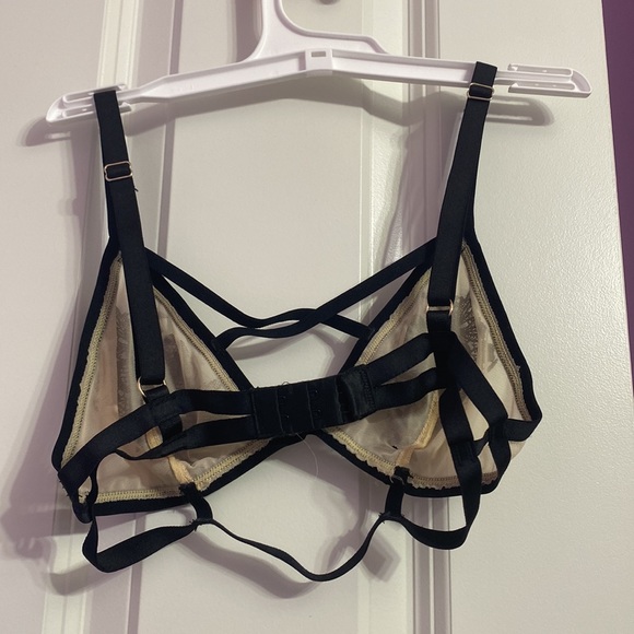 NEW🖤✨XS forever21 bralette - Picture 2 of 3